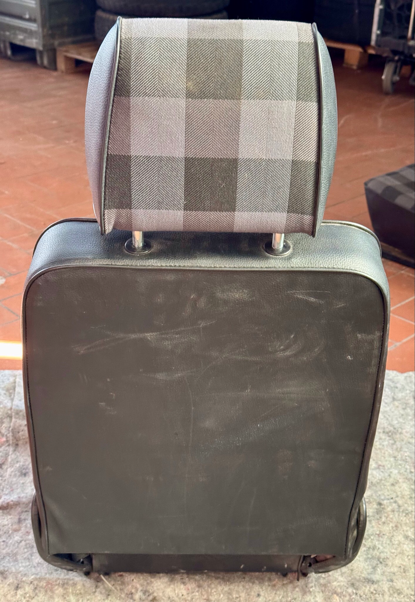 G Klasse Mercedes W461 W460 Sitze Sitz Fahrersitz Beifahrersitz Muster Kariert