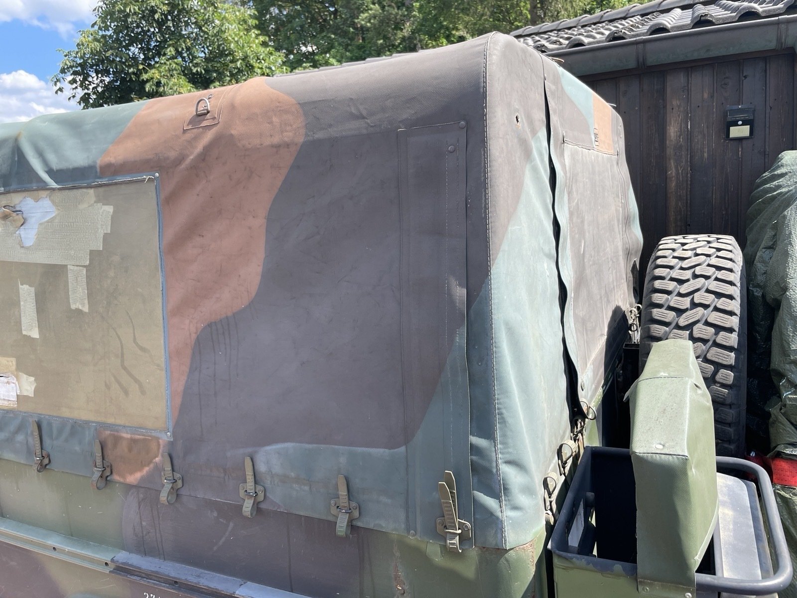 G Klasse Wolf 250 GD Verdeck Tarn W461 Militär