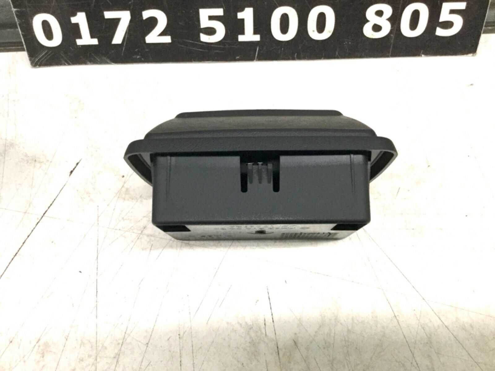 G Klasse MERCEDES GE GD ASCHENBECHER Black ASHTRAY W 463 BM 463 1989 -2000 Puch