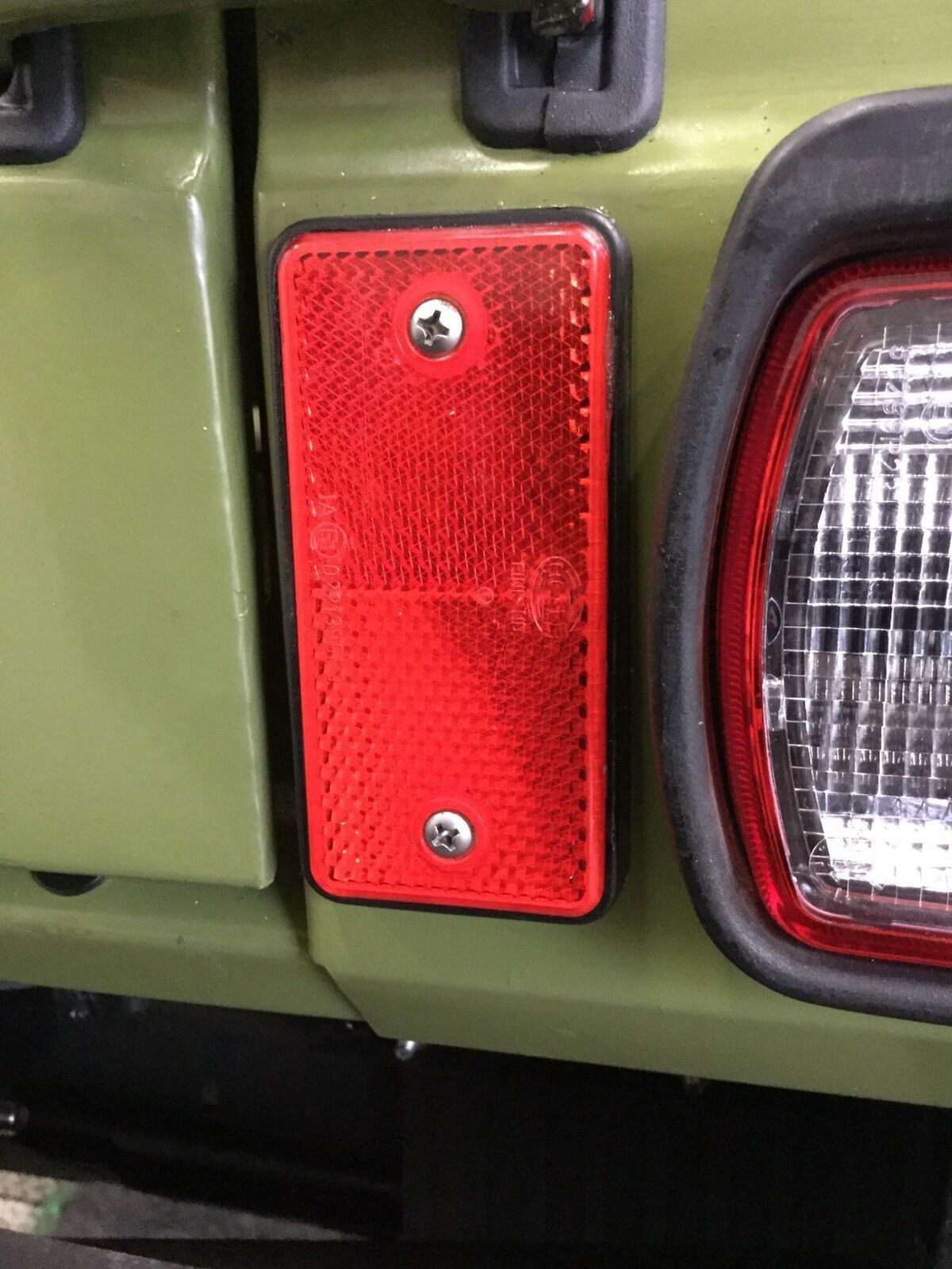 G Klasse MERCEDES G Modell RÜCKSTRAHLER KATZENAUGEN REFLEKTOR W460 W461 Puch