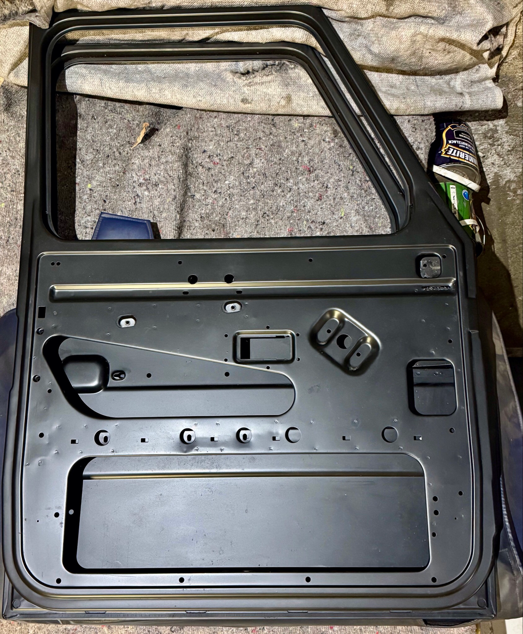 Mercedes G Klasse A4607204305 Tür Vorne Links Fahrertür Rohbautür W460 Neuwertig