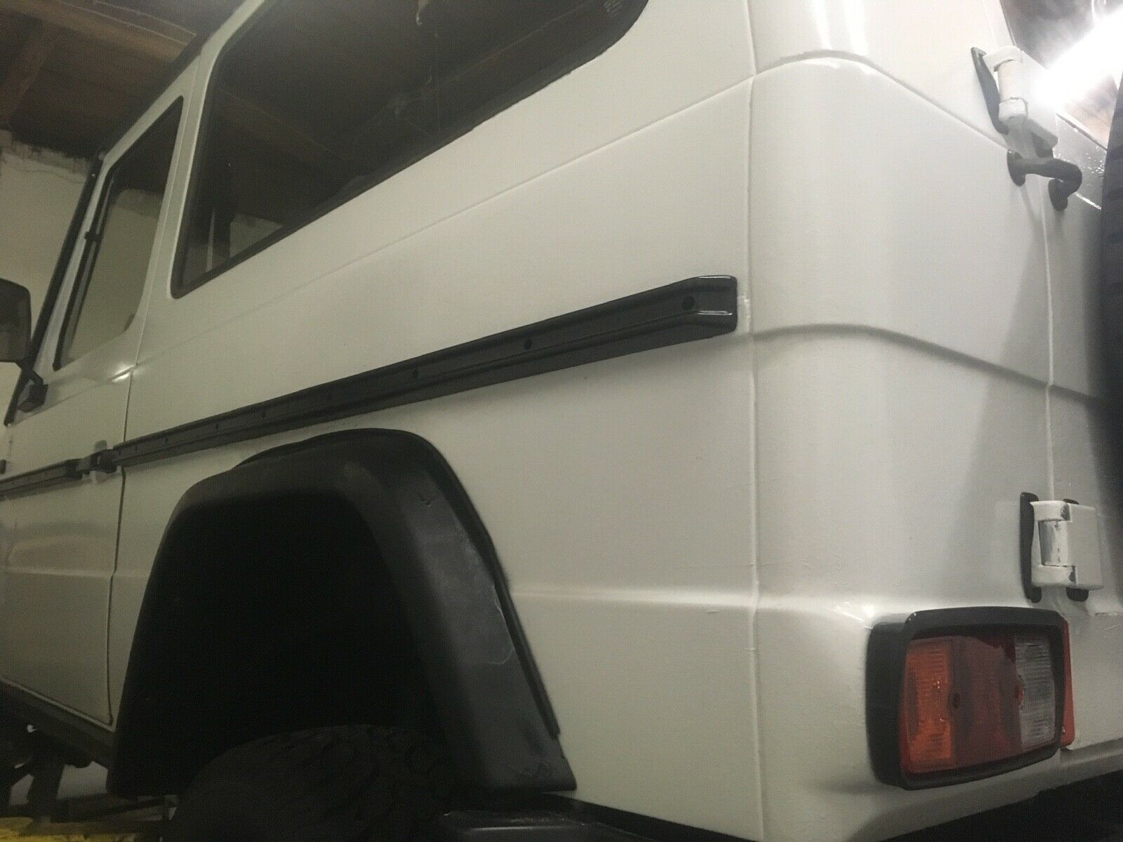 G-Klasse Inletts-Innenkotflügel-Radlaufschalen-Radhausschalen-Mercedes G Klasse