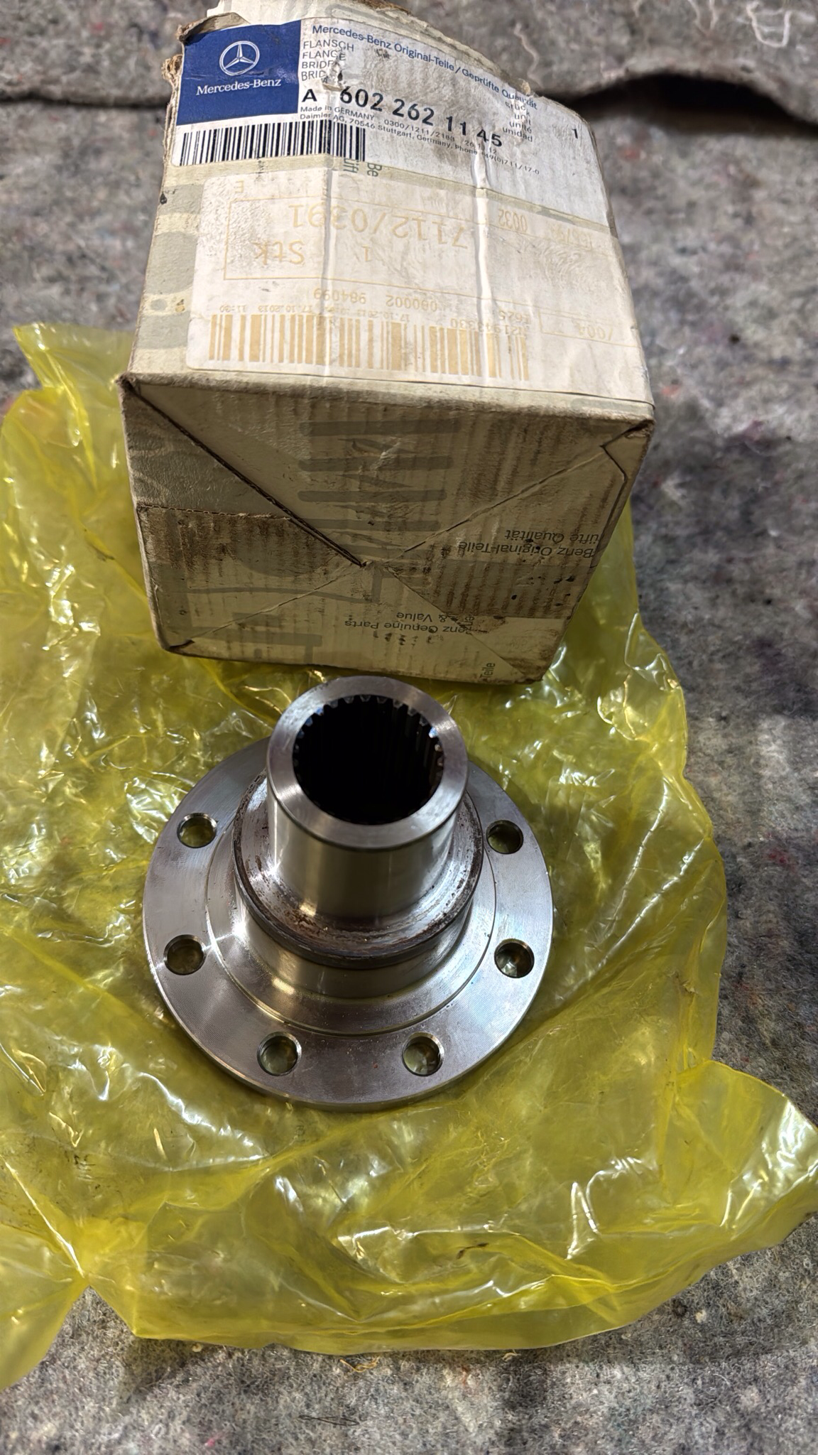 Mercedes Flansch A602 262 11 65 Getriebe G- Modell GE GD Wolf W460 W461