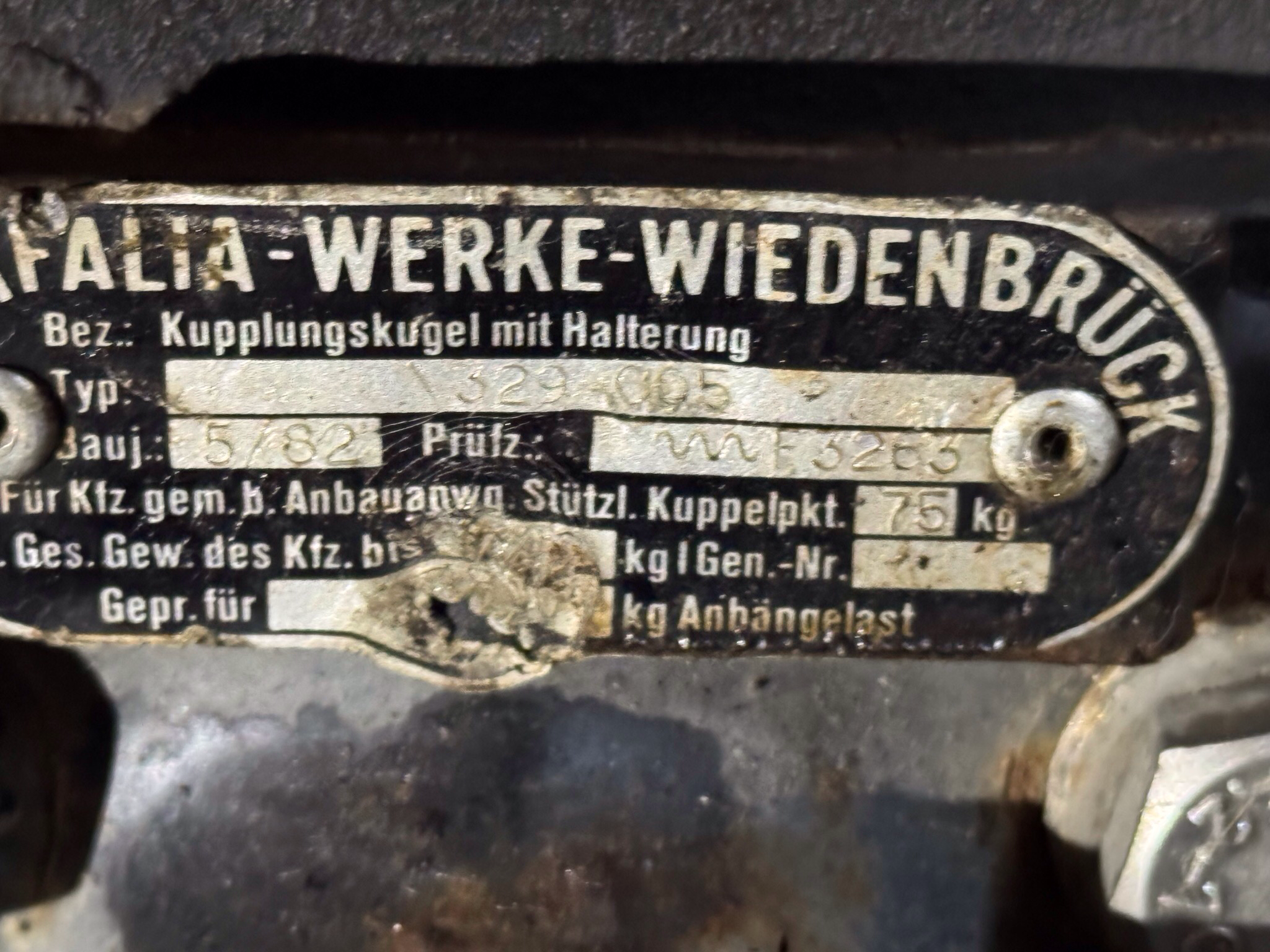 Mercedes G GE GD Klasse TECHAU Anhängebock Anhängerkupplung W460 BM461 Techau