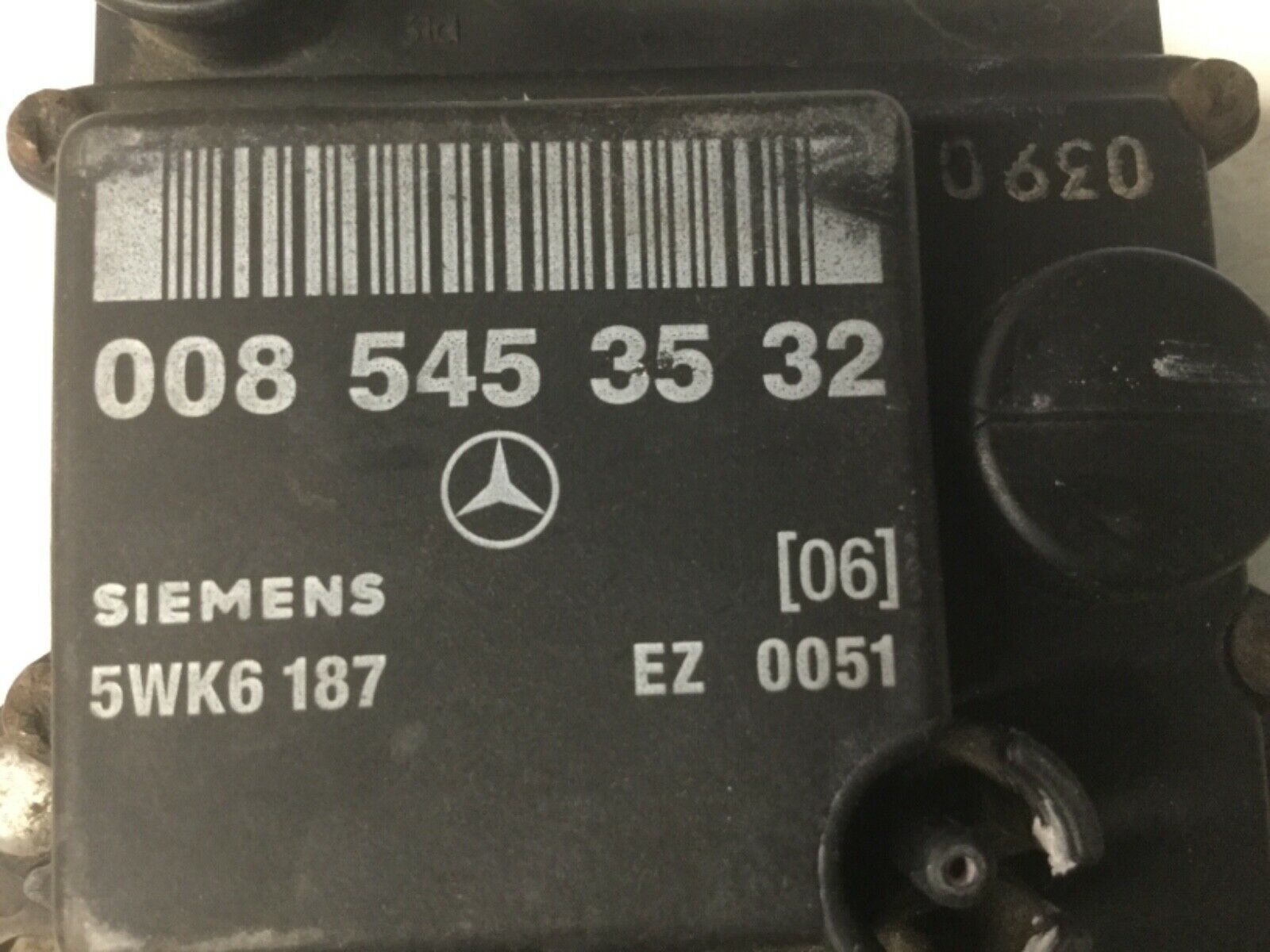 G Klasse Mercedes G Modell Steuergerät Zündschaltgerät EZL 4 Zyl A 008 545 35 32
