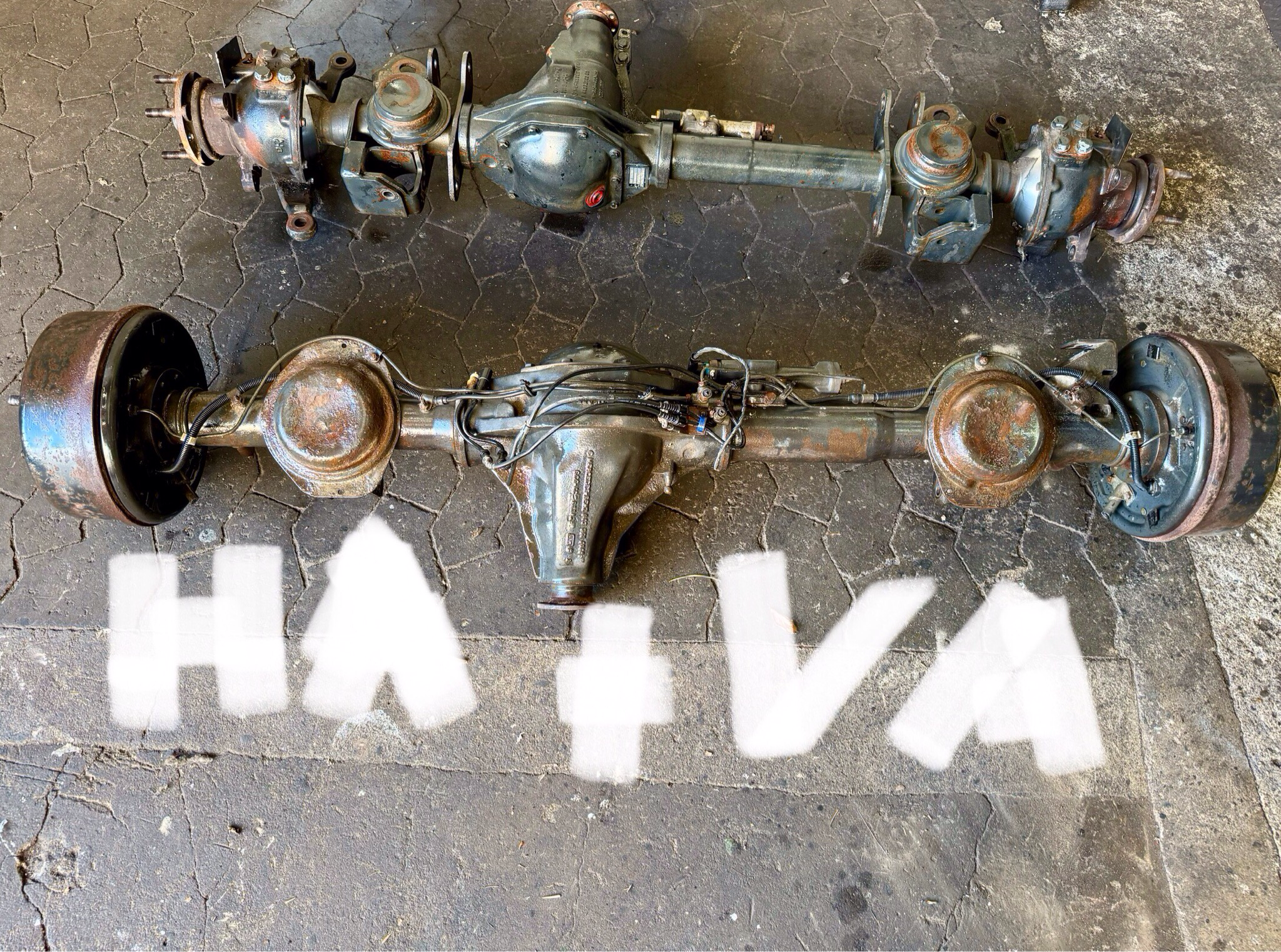 Schwerlastachse Bolzenachse Flaschenachse Mercedes G Klasse GE GD W461 W463 HA+V