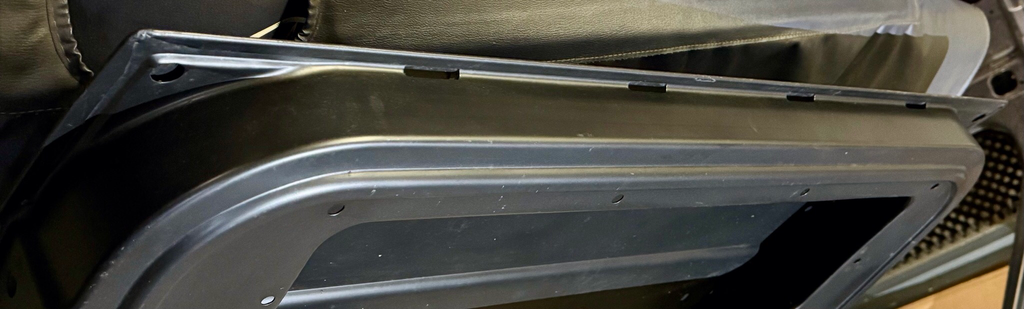 Mercedes G Klasse A4607204305 Tür Vorne Links Fahrertür Rohbautür W460 Neuwertig
