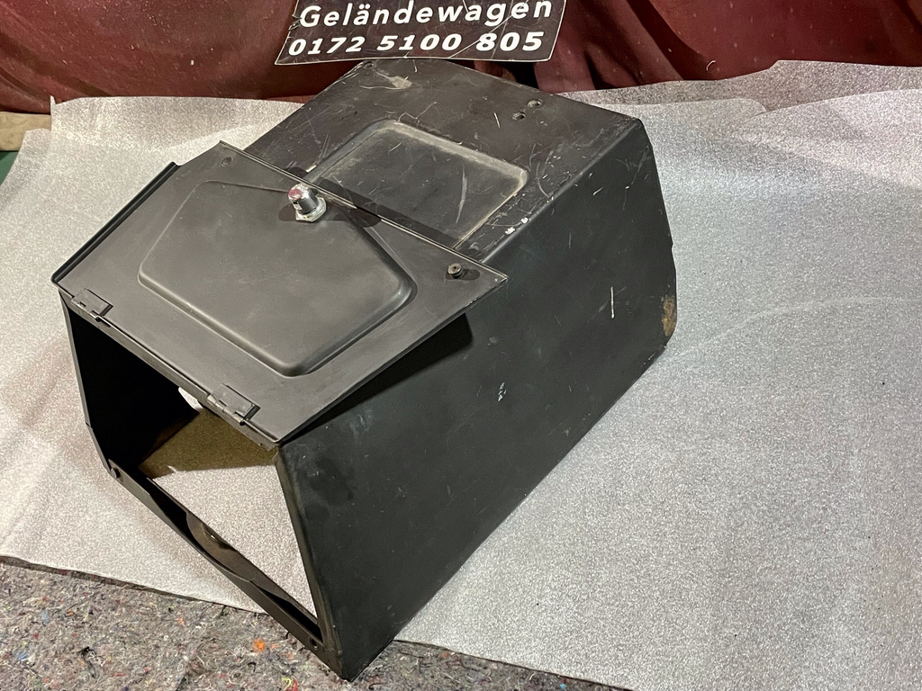 GKlasse Mercedes Benz GE GD Sitzkasten Sitzkonsole Links Vordersitz 460 461