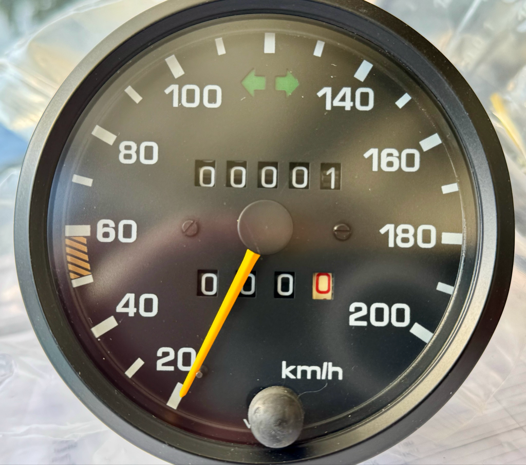 G Klasse MERCEDES Benz GE GD TACHOMETER TACHO W460  A011 542 03 06 WOLF