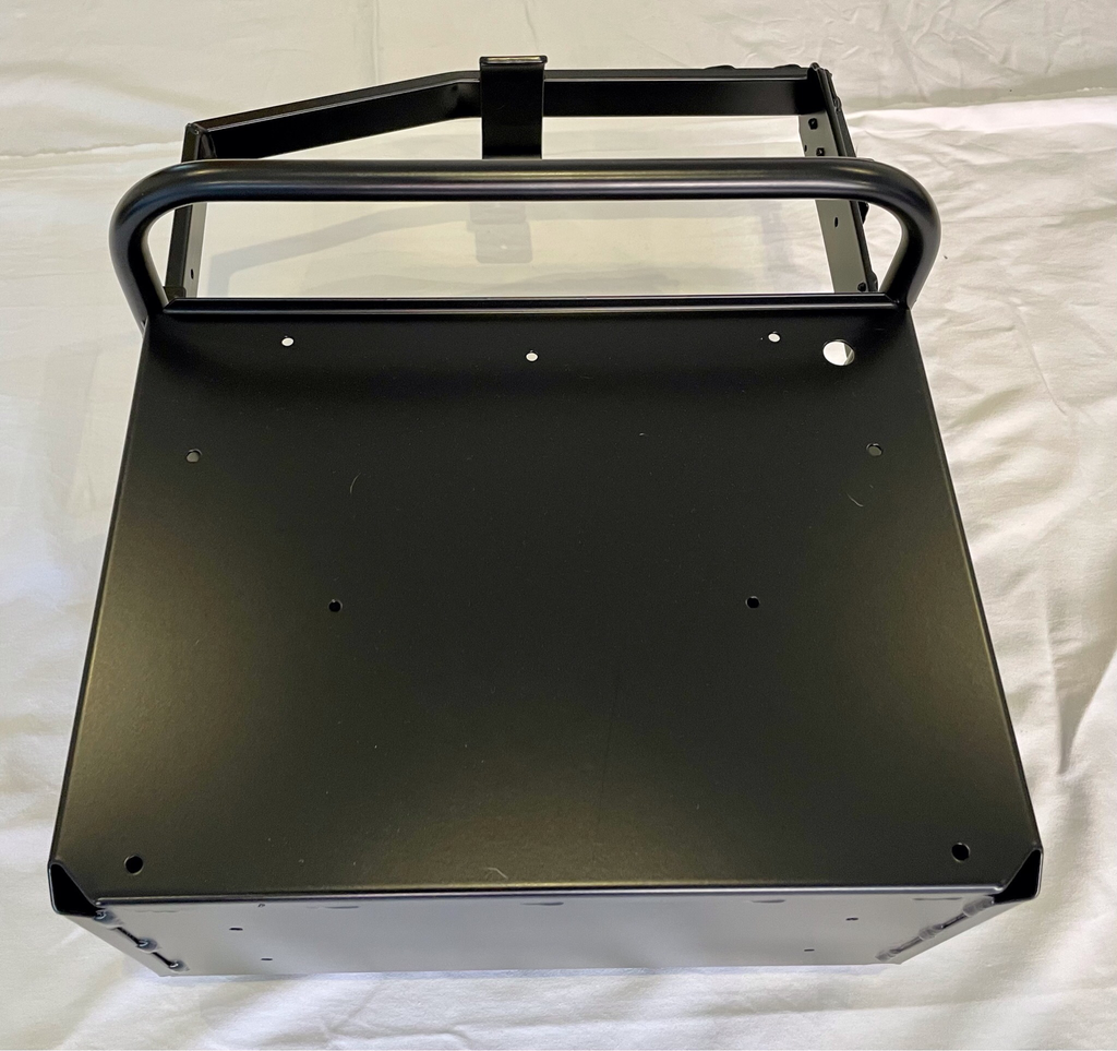 Mercedes G Klasse Wolf Kanisterhalter Kanister GE GD W461 BW PUCH A4618900110
