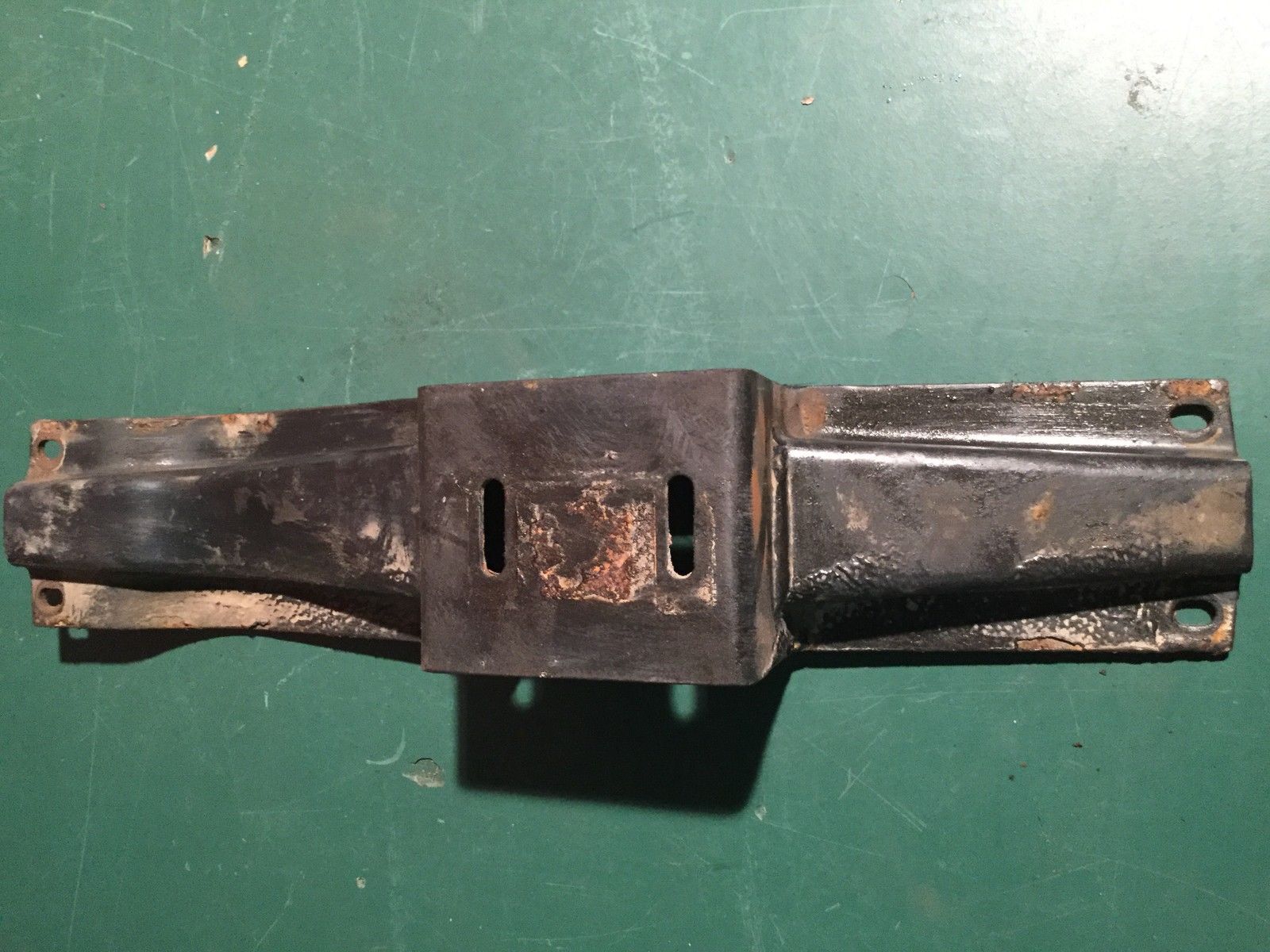 Mercedes G Klasse Getriebetraverse Getriebe Traverse Halter