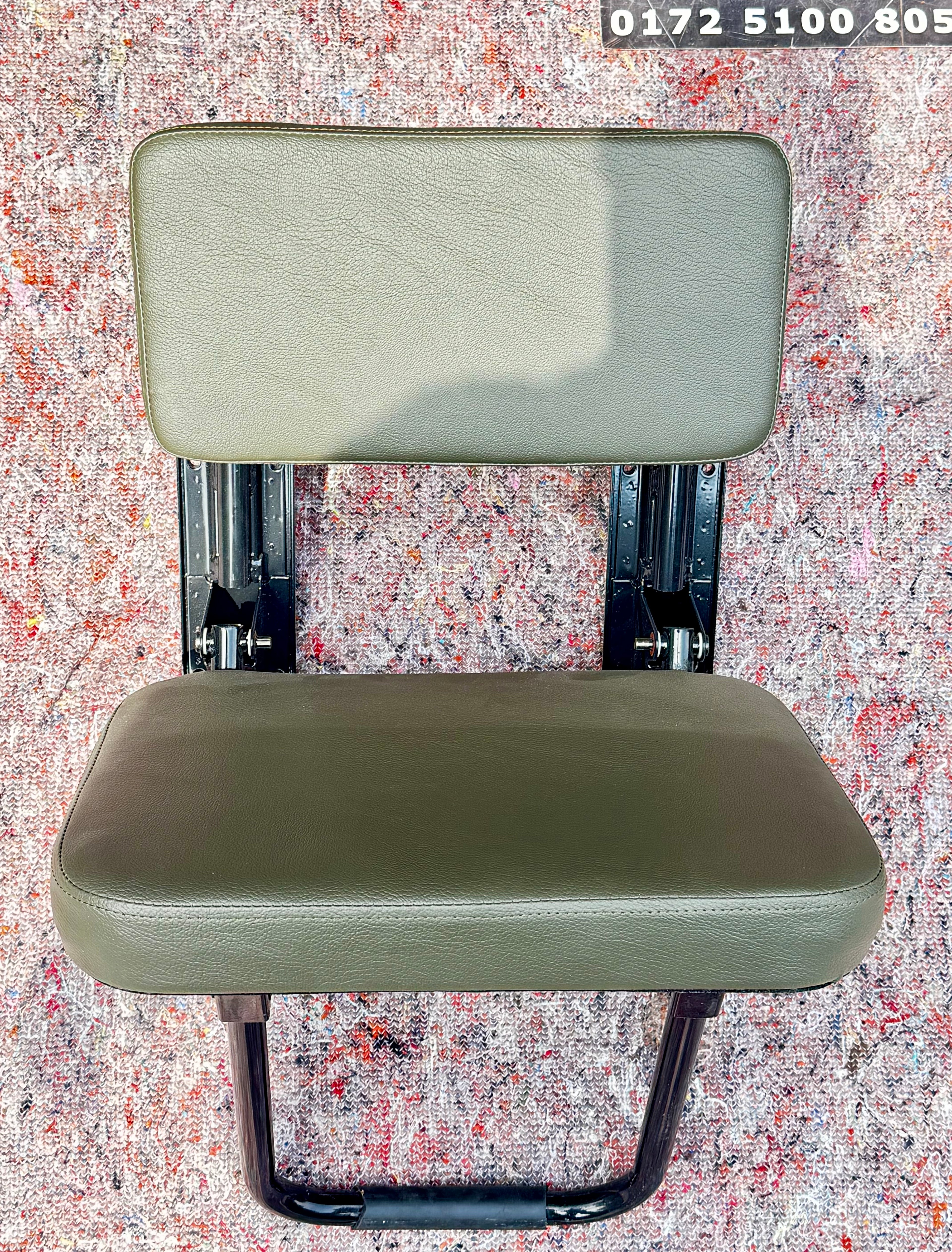 Mercedes G-Klasse Einzelsitz  Sitzbank Klappsitz 1x Notsitz 3. Sitzreihe Hinten BM461 Wolf W460 Neu A4609302371 Kurzer Radstand geschlossen Cabrio offen Langer Radstand