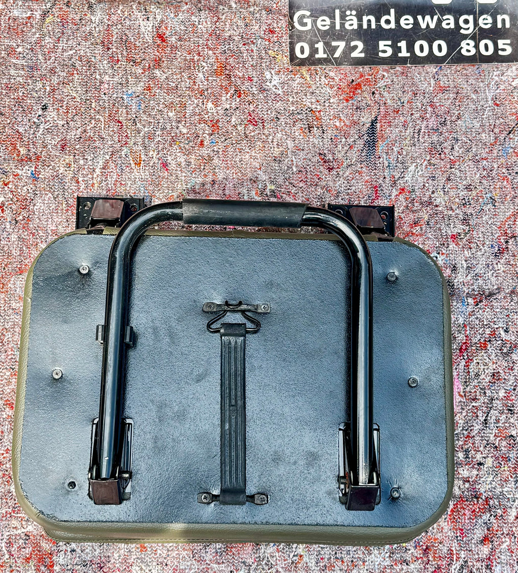 Mercedes G-Klasse Einzelsitz  Sitzbank Klappsitz 1x Notsitz 3. Sitzreihe Hinten BM461 Wolf W460 Neu A4609302371 Kurzer Radstand geschlossen Cabrio offen Langer Radstand